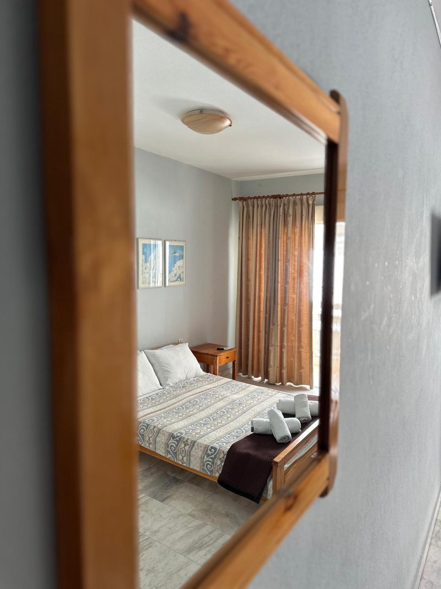 Olympic Beach Rooms Room photo