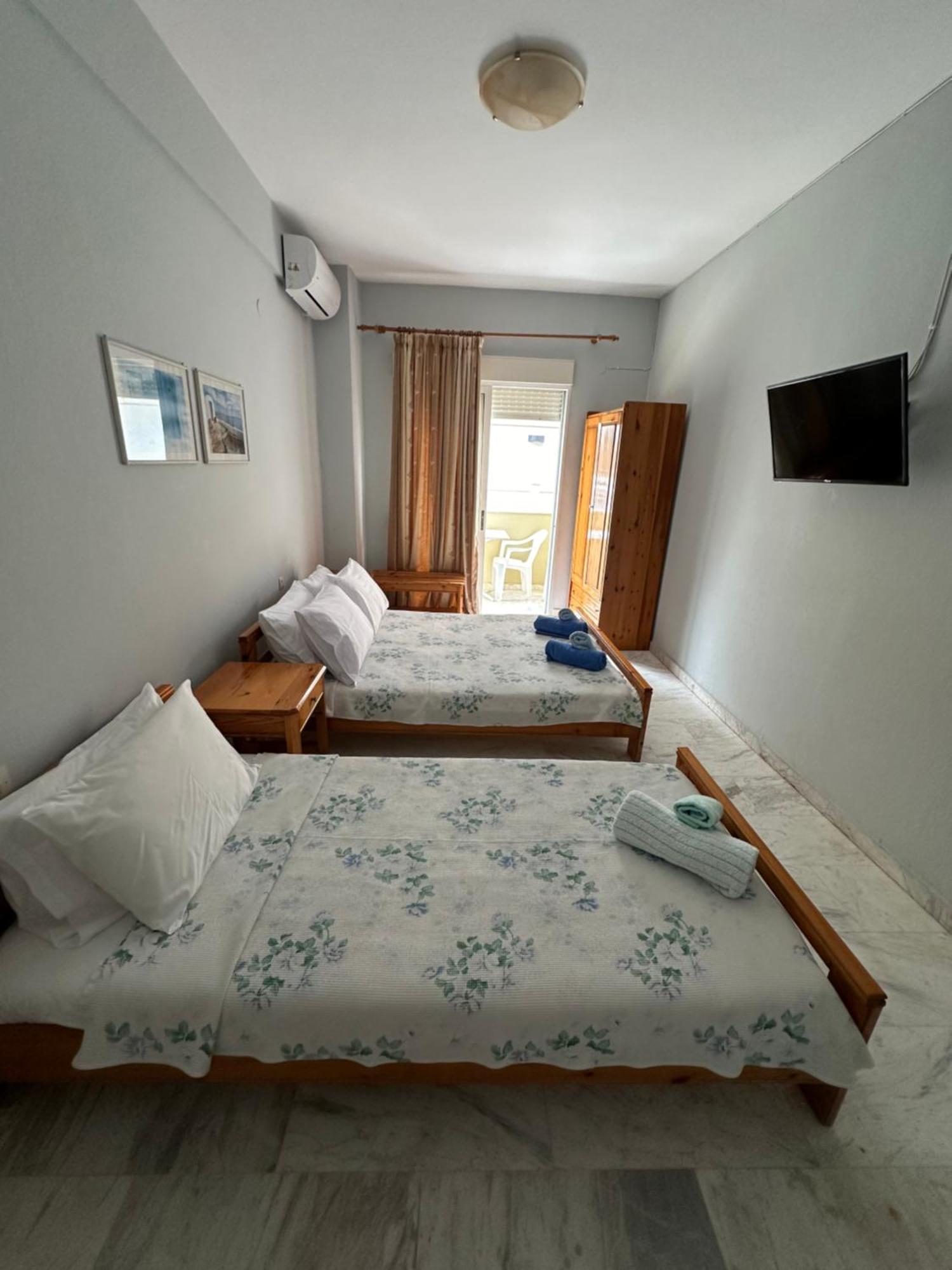 Olympic Beach Rooms Room photo